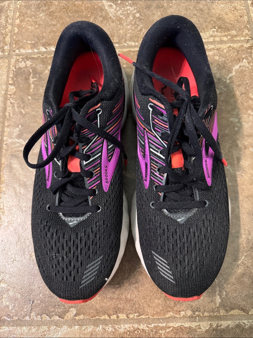 Brooks Women's Black and Purple-Pink Athletic Running Shoes